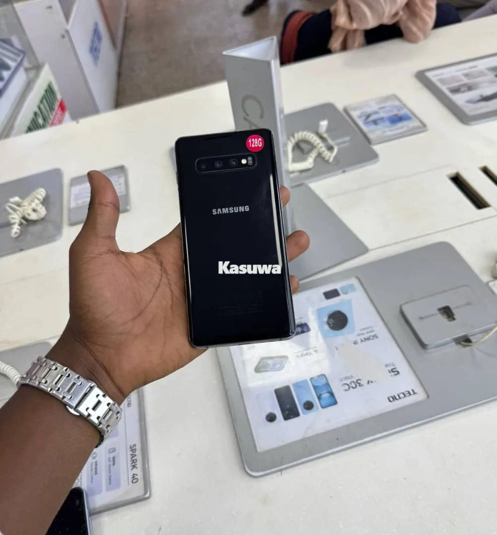 Direct uk Samsung Galaxy s10+