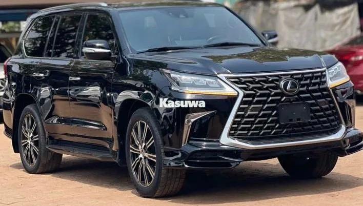 Extremely clean bought brand new 2021 Lx570 Super Sport with duty.